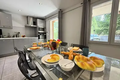 Image de Appartement haut de gamme dans chalet familial