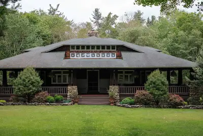 Image de Blankenburg House: Refined Rustic | Forest Serenity