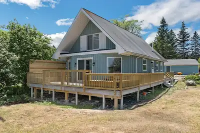 Image de New! Waterfront Retreat with Stunning Views