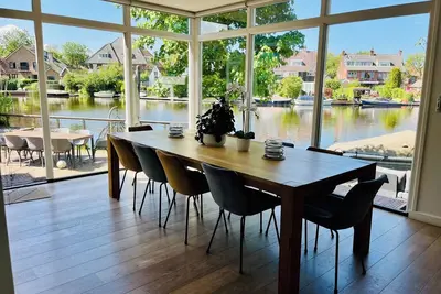 Image de Family house on a lake, close to Amsterdam, Haarlem and the beach!