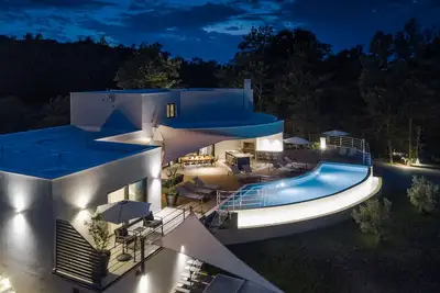 Image de Vila Viktor Tireli premium and private Spacious 7-bedroom Villa in Istra