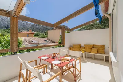 Image de La Madrague - Vue sur les massifs des calanques