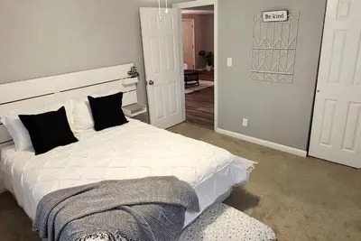 Image de International at Sheppard's Landing - 2-bedroom home in a private BnB community.