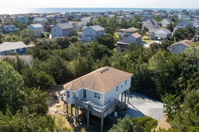 Image de 3 Bedrooms w/ Hot Tub & Fire Pit! Pet Friendly