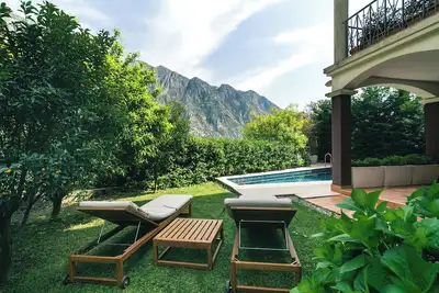 Image de Charming 3-bedroom townhome with View and Pool in Orahovac