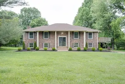 Image de Nashville Adjacent & Peaceful!