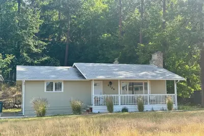 Image de Lilac House - Spacious 5-bedroom near Lake Fernan and downtown Coeur d'Alene