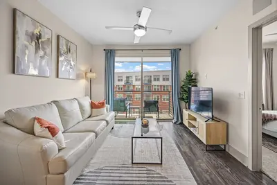 Image de Serene 1br Apt with Fitness room, Pool and Free parking