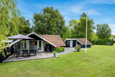 Image de \"Tara\" - 450m from the sea by Interhome