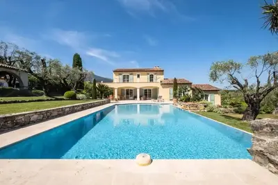 Image de Maisons & Villas pour 13 Personnes