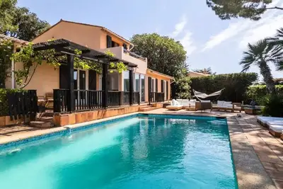 Image de Maisons & Villas pour 8 Personnes