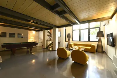 Image de Ma Maison N°9 Downtown Villa, Jacuzzi, Gym, Parking, 15 minutes from Acropolis