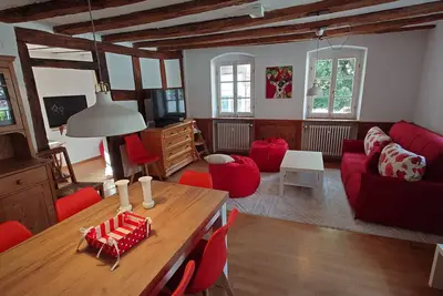 Image de Historic farmhouse in the village center. Family-friendly. Pet friendly!