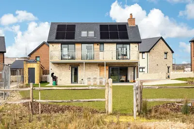 Image de Nature's Gate (Sv07), Silverlake, Dorset