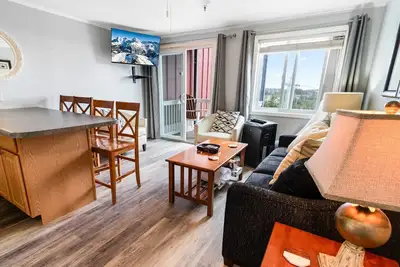 Image de Cozy 1br 1ba Slope View Condo Parking WiFi Near Village