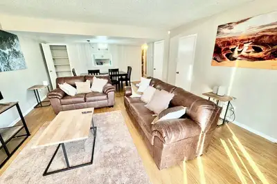 Image de Spacious 3-bedroom corporate apartment with WiFi, Ac in welcoming Hinesville