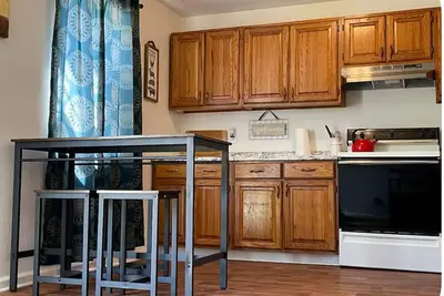 Image de A charming 2br home—better than a room—Vacation Condo No. 6, Near Spring River