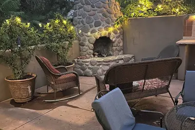 Image de The Garden House; Unique Farmhouse Retreat