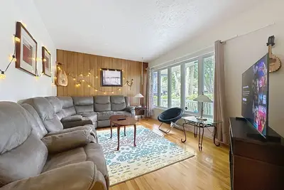Image de Maison cosy – 5p – Proche de Centropolis & Carrefour Laval