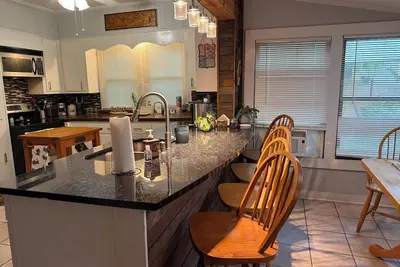 Image de Charming 2-bedroom cottage 3 miles from Historic downtown Aiken!