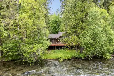 Image de Dream River Cabin -- Riverfront