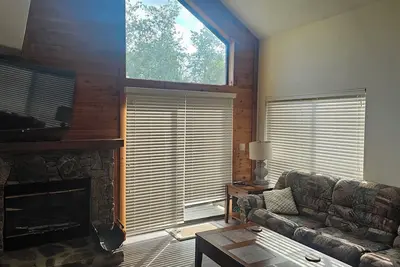 Image de Free Pool Pass included 500 feet from 3-bedroom condo  Ac, WiFi. Enjoy your stay
