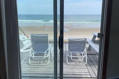 Image de Moody Beach Oceanfront just listed Aug & Sept available