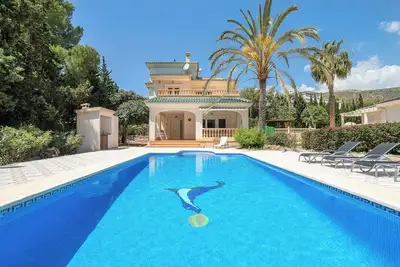 Image de Belle Villa Fortuna pour 8 personnes, avec piscine privée, terrasse & Wi-Fi