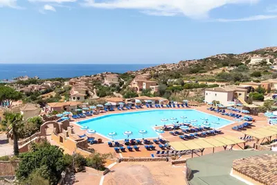 Image de Appartement 'Calarossa Beach House' avec Vue Mer, Wi-Fi et Climatisation
