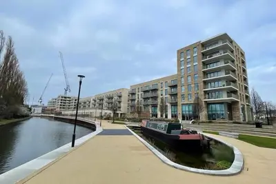 Image de Modern 2-bedroom flat in Wembley, just minutes from Wembley Stadium and with direct access to Central London and Heathrow. Ideal for families, couples, and business travelers.