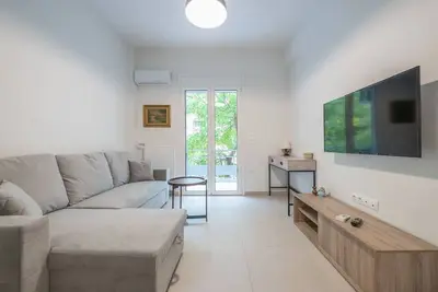 Image de Very Spacious And Bright Chic Apartment
