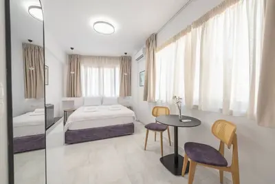 Image de Bright and cosy apartment in the heart of Athens