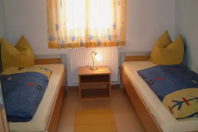 Image de Barrier-free vacation apartment (ground floor) at the Ferienhof an der Stadtmauer Merkendorf