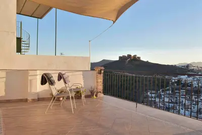 Image de Centrally located ground floor apartment with superb views