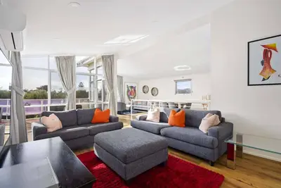 Image de Coastal Beach Home | 50m to Beach | Pet Friendly