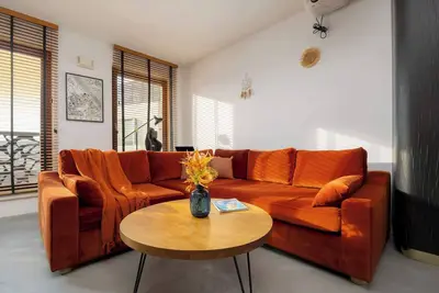 Image de Solec 18 | Air Conditioned Studio | Parking | Desk