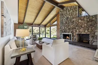 Image de Charming 3 Bdroom w/ a heated pool in the heart of wine country in Saint Helena.