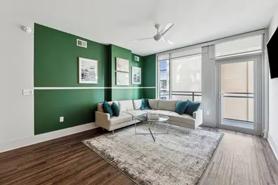 Image de Buckhead Apartment Free Parking, Balcony, Gym, and Pool Included