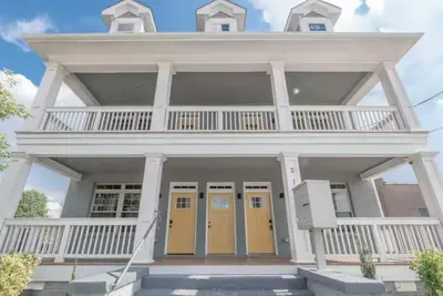 Image de Stylish 2br in Downtown Durham – Walk to Dining, Dpac & Nightlife!