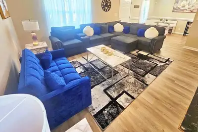 Image de Near Rafb|1Car Garage|FirePit|Tv n all rooms