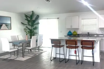 Image de Charming 4-bedroom house with WiFi and Ac in enchanting Port St. Lucie