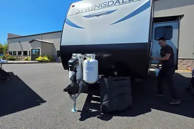 Image de 2-bedroom Travel Trailer in awesome Eugene neighborhood with Ac