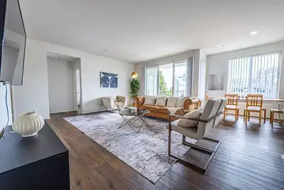Image de 3bd/2ba in Marina del Rey w/ Pool, Gym & Parking