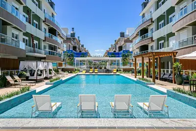 Image de Seaside Condominium in Campeche-florianopolis Shr