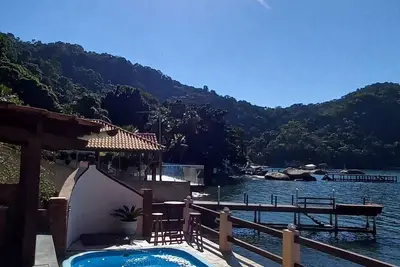 Image de Excellent house on Águas Lindas beach (Itacuruça Island)
