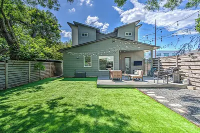 Image de New Listing! East Austin Home W/Pool & Patio