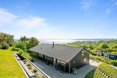 Image de Belle maison de 3 chambres à Ebeltoft