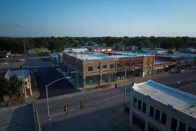 Image de Cozy retreat with historic character in Downtown Skiatook