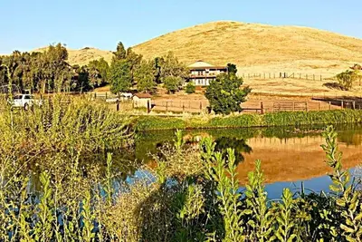 Image de Sequoia Foothill Ranch Chateau, View, Pool, horses 30 min to Park