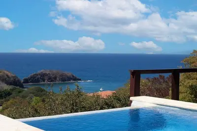 Image de Spacious 5-bedroom house with WiFi and Ac in charming Ocotal